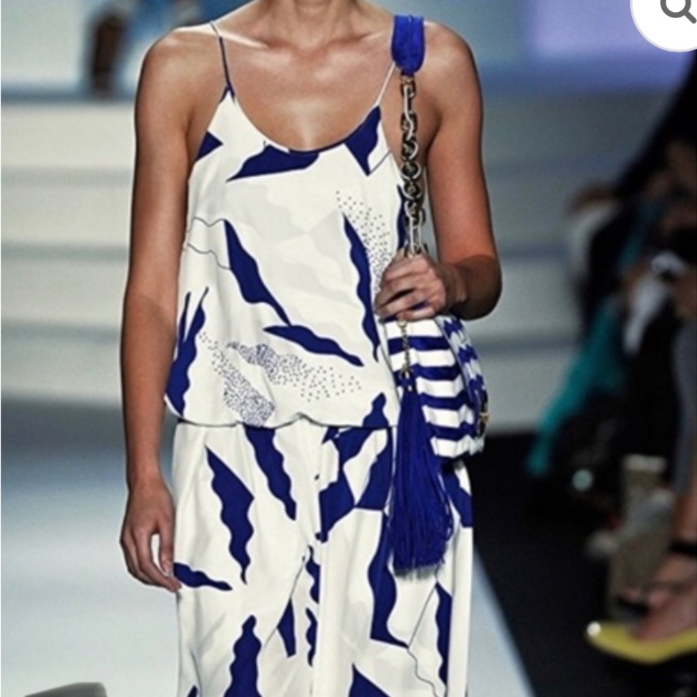 Diane Von Furstenberg Abstract Blue and White Jumpsuit BNWOT SILK SZ 8-10